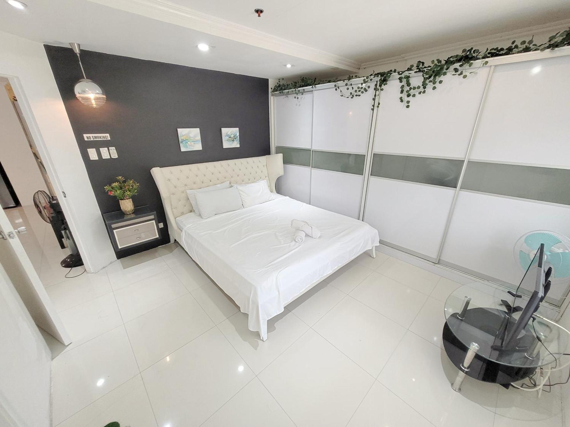 Lucky Suite Kandi 2 Bedrooms アンヘレス エクステリア 写真